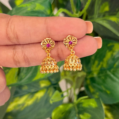 Aarohi Golden Jhumka