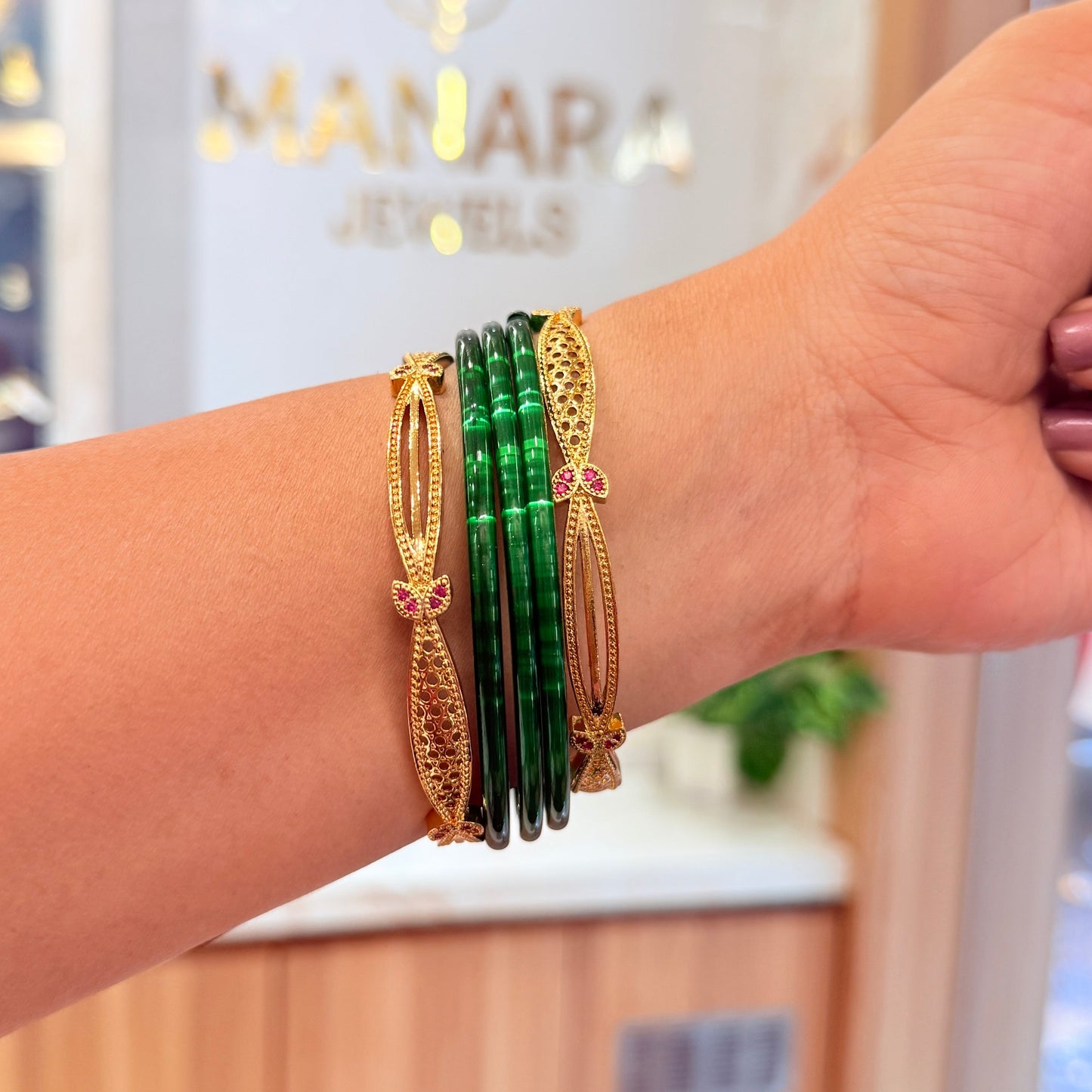 Riya Golden Bangle