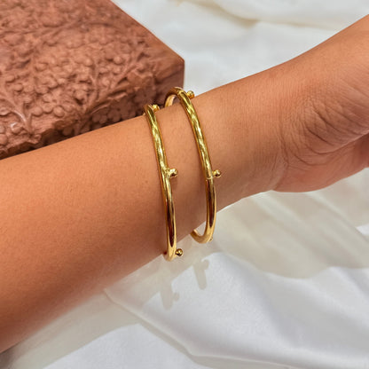 Shivangi Golden Bangle