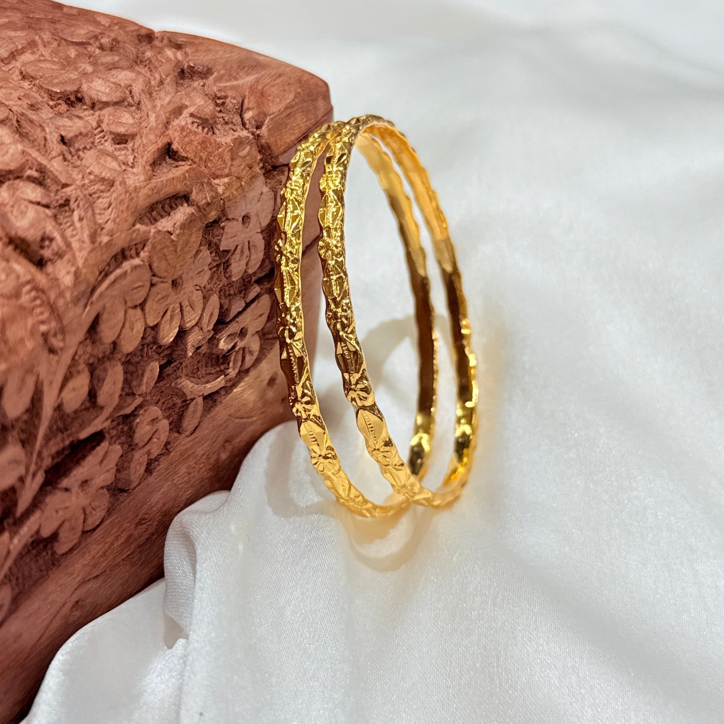 Vinita Golden Bangle