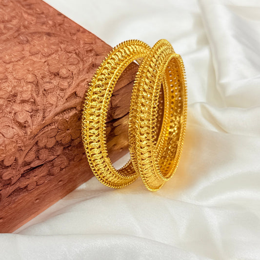 Yuga Golden Tode Bangle