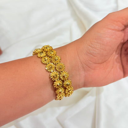 Yukta Golden Bangle