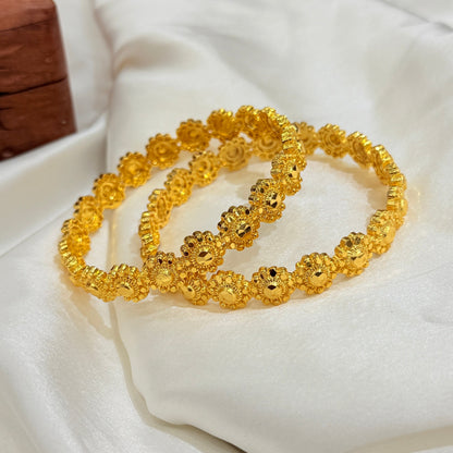 Yukta Golden Bangle