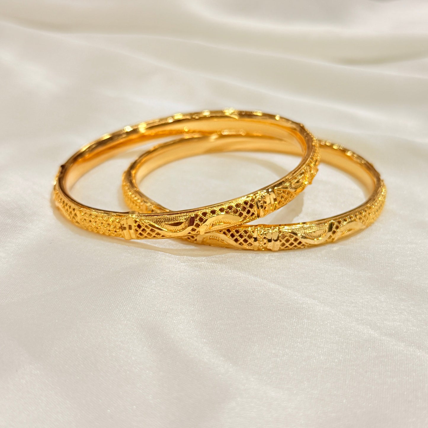 Akshaya Golden Bangle