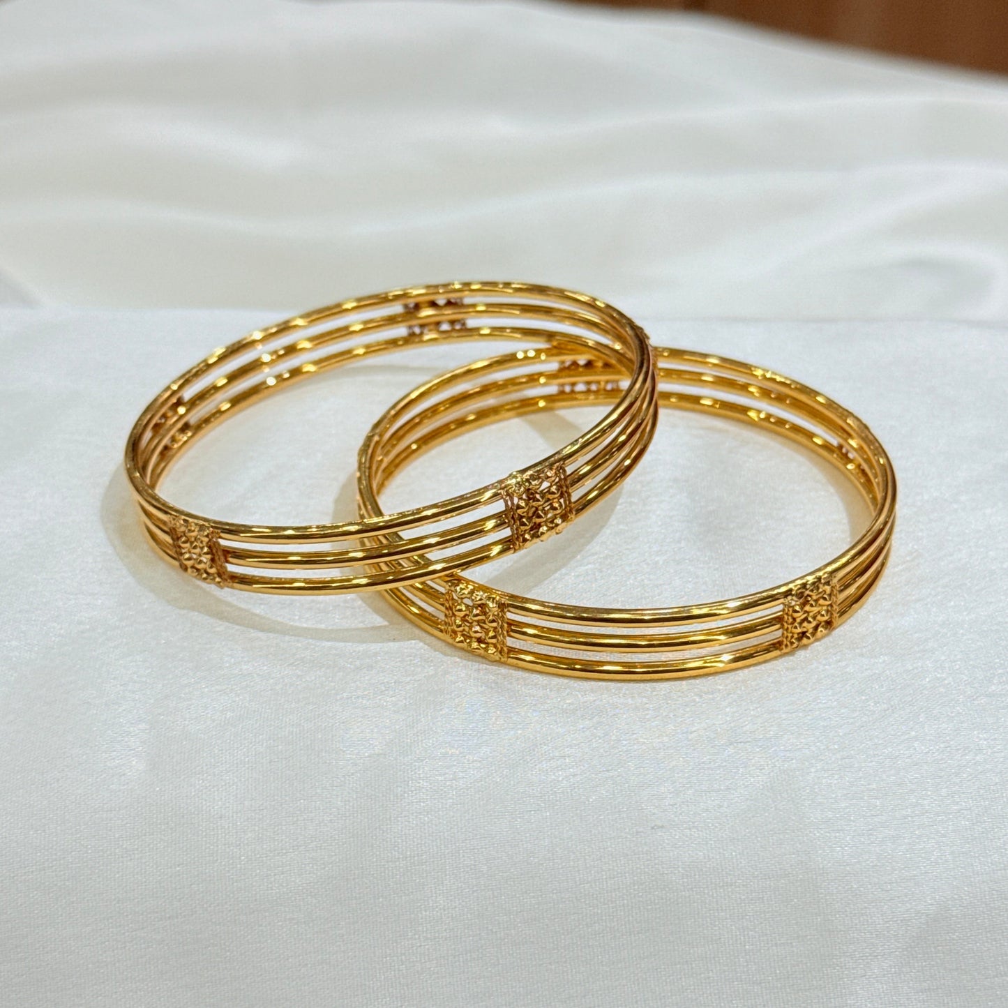 Diksha Golden Bangle