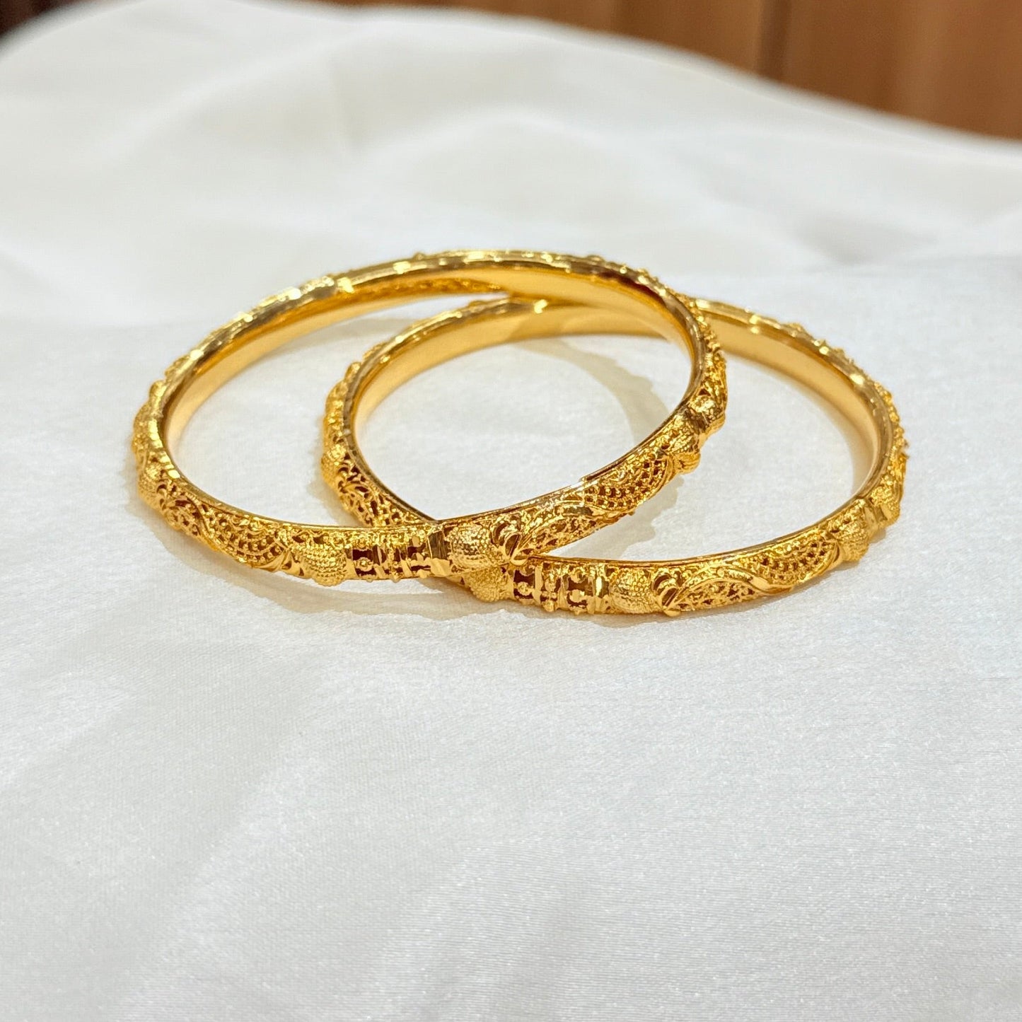 Rutvi Golden Bangle