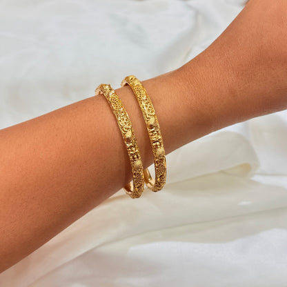 Rutvi Golden Bangle