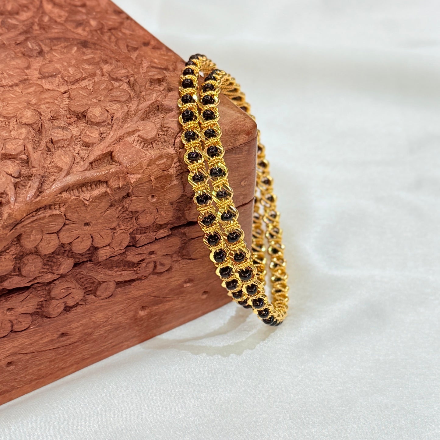 Ruhani Pirduka Golden Bangle GB337