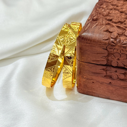 Anvika Golden Patli Bangle GB476