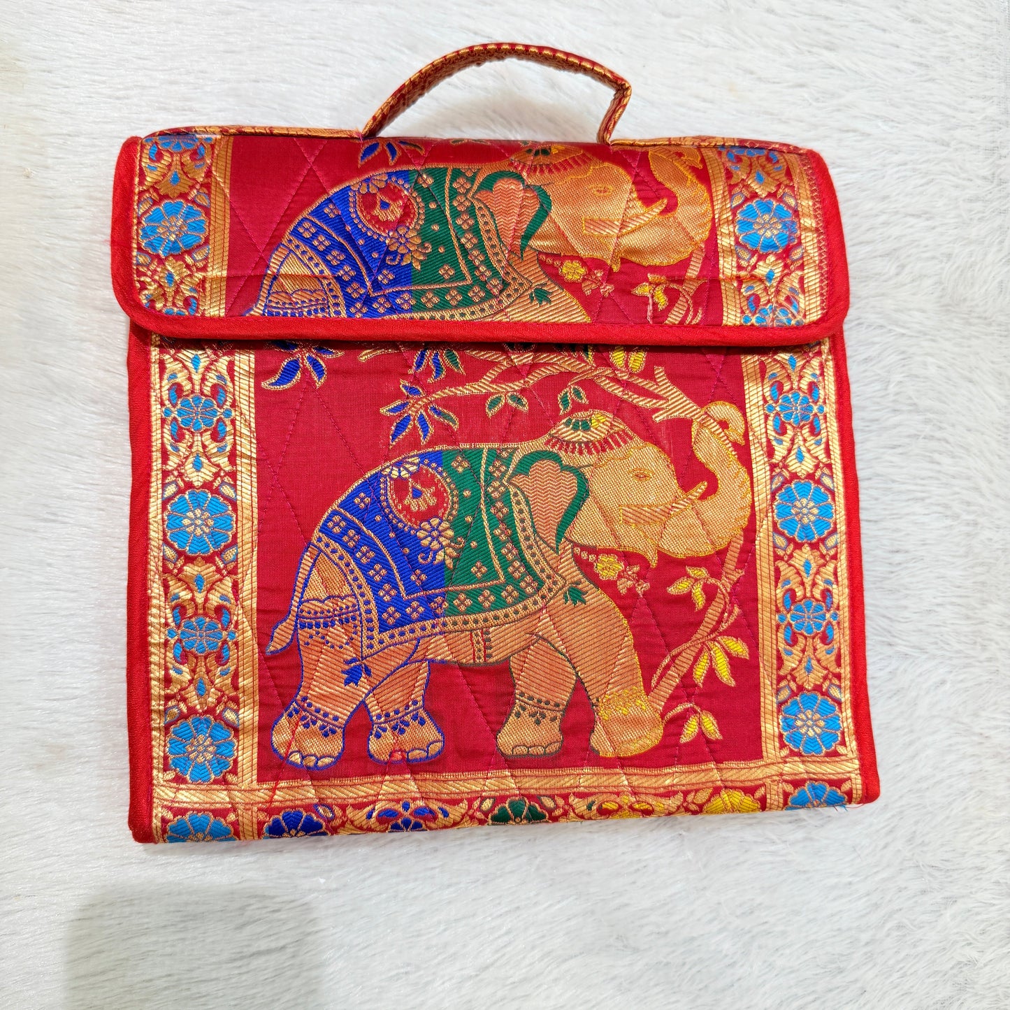 Rajvi Jewellery Organiser- Red