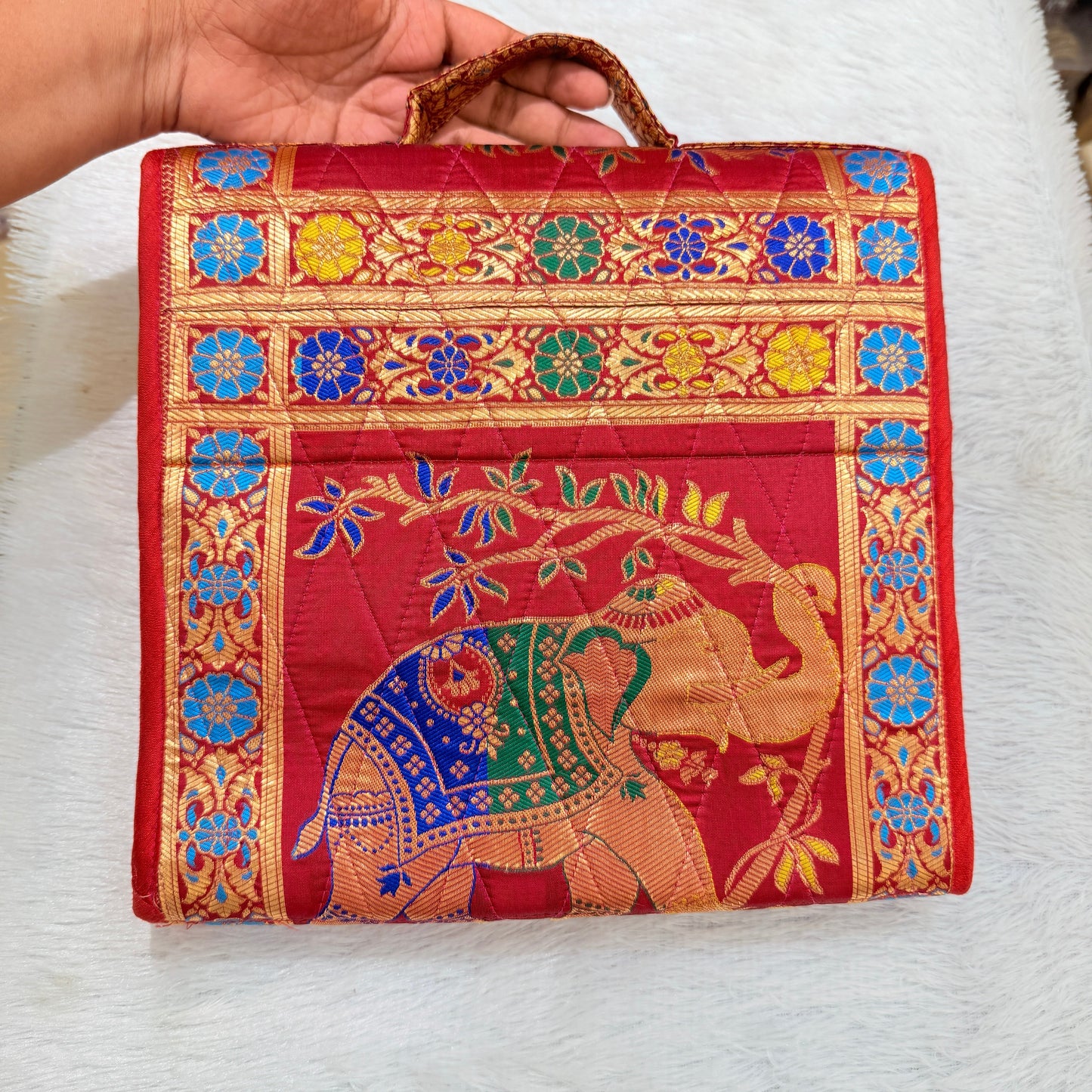 Rajvi Jewellery Organiser- Red