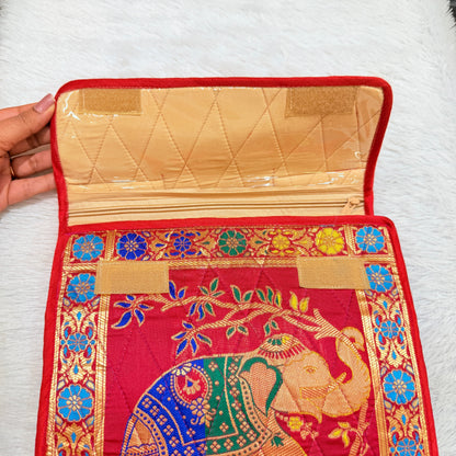 Rajvi Jewellery Organiser- Red
