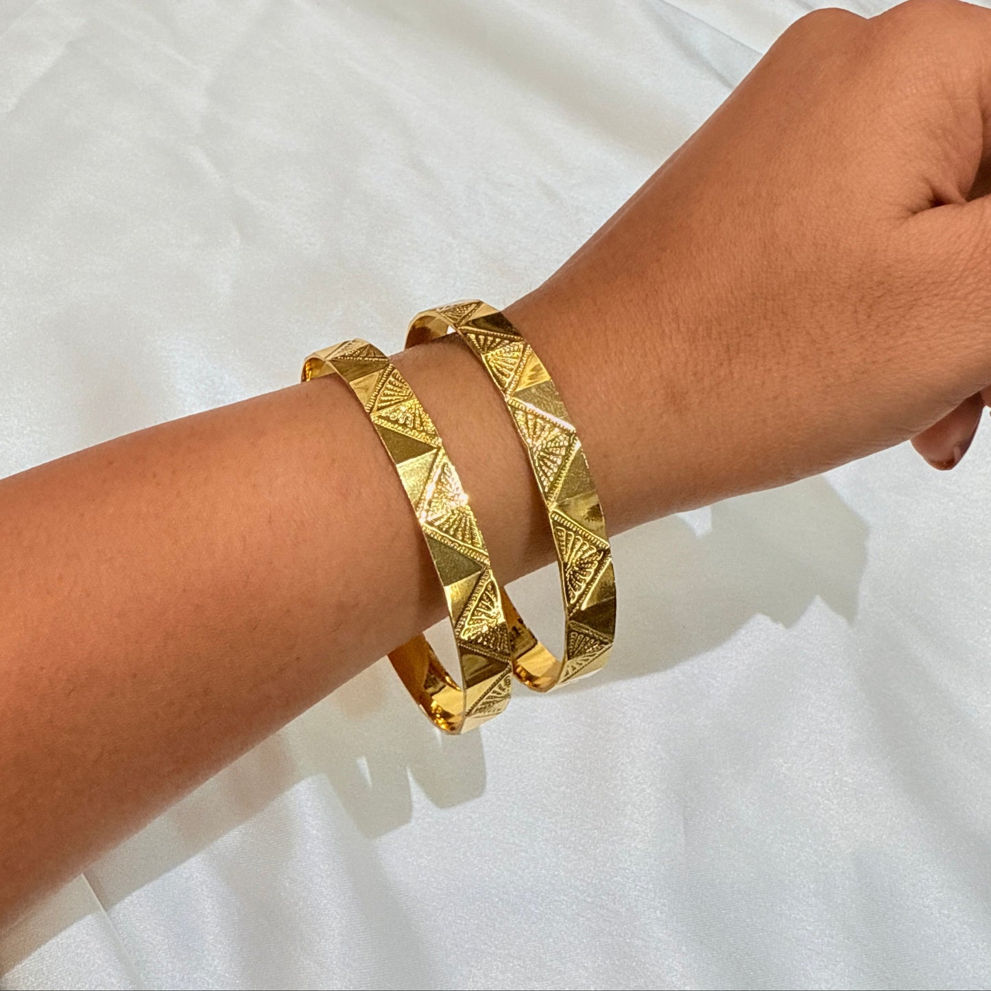 Samira Golden Patli Bangle