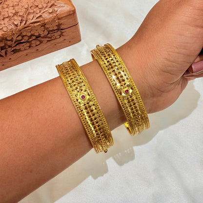 Golden Bangle GB679