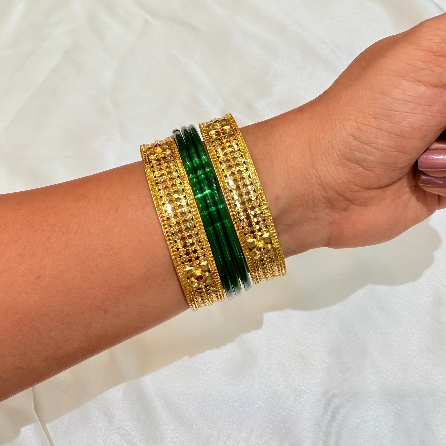 Golden Bangle GB679