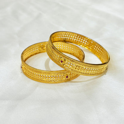 Golden Bangle GB679