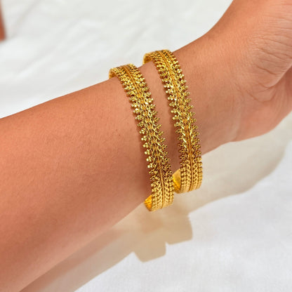 Nivya Double Sided Pichodi Bangle GB673