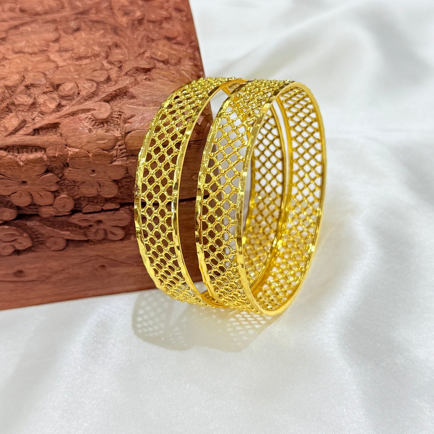 Golden Bangle GB696