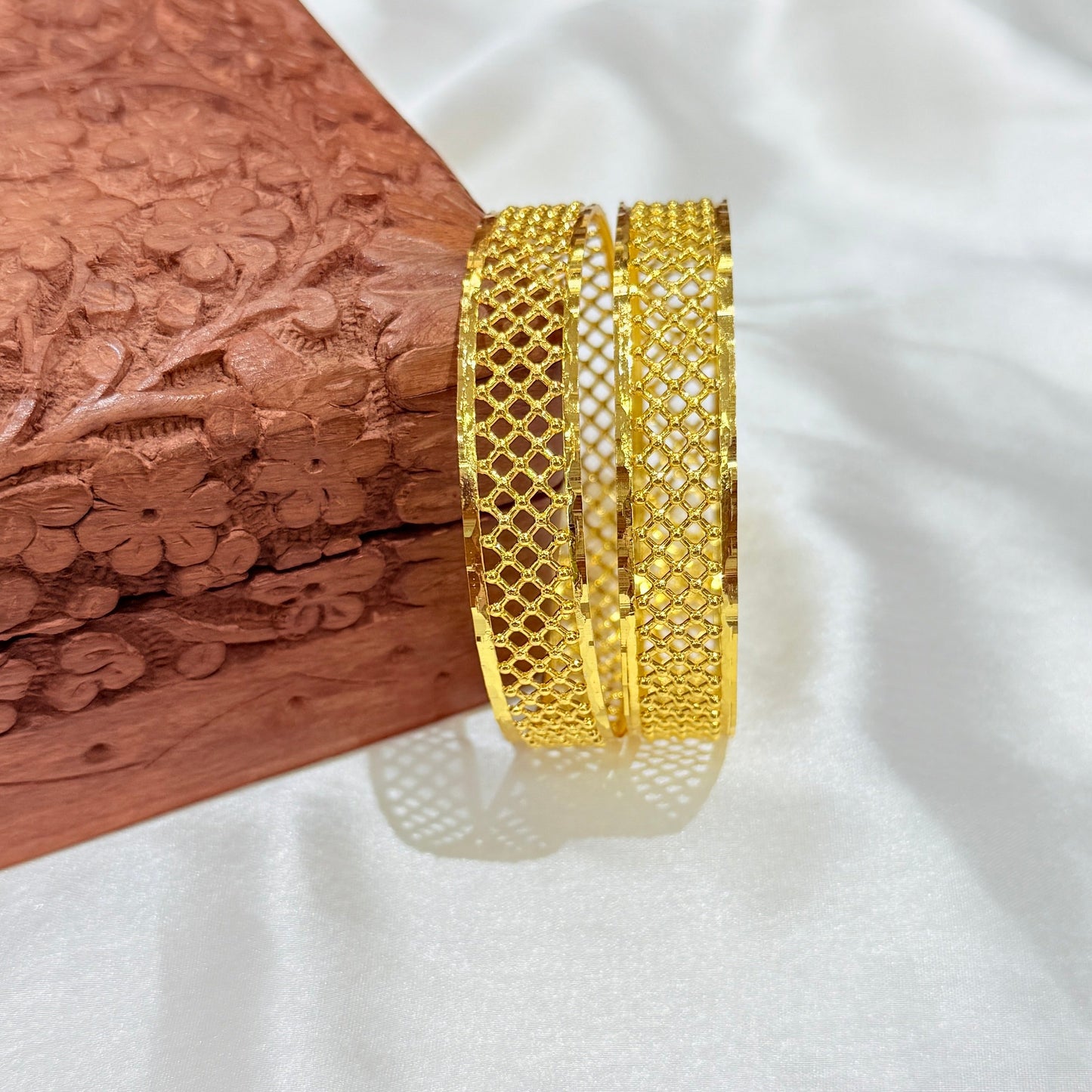Golden Bangle GB696