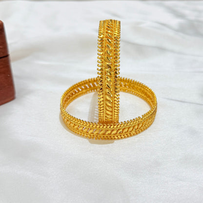 Rashmi Golden Pichodi Bangle GB619