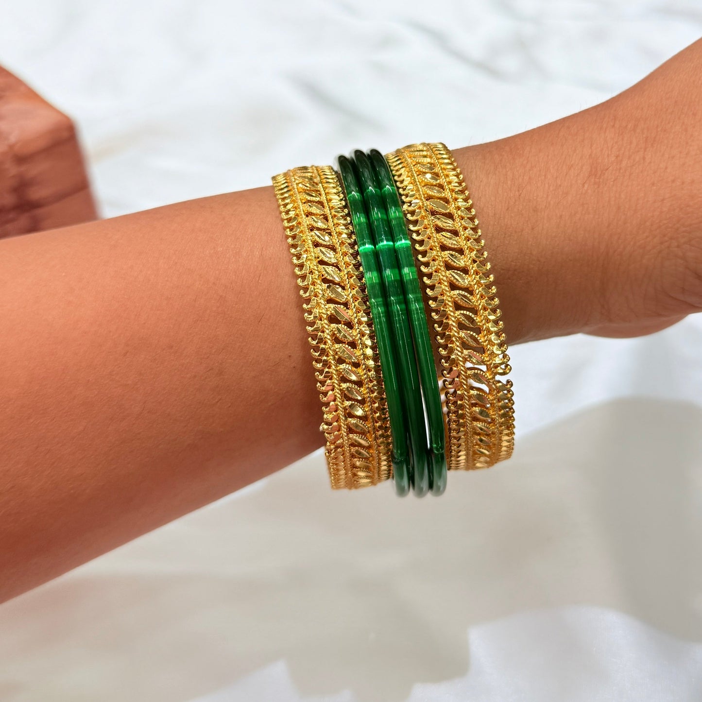 Rashmi Golden Pichodi Bangle GB619