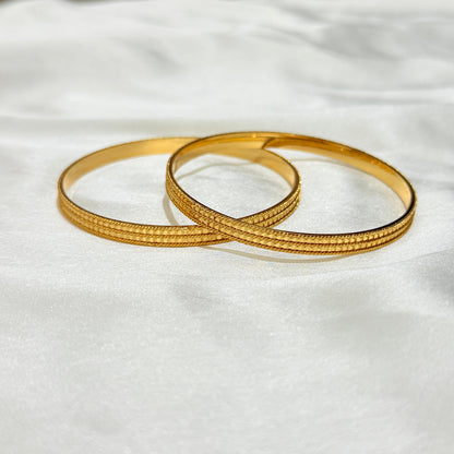 Rasika Golden Bangle GB615