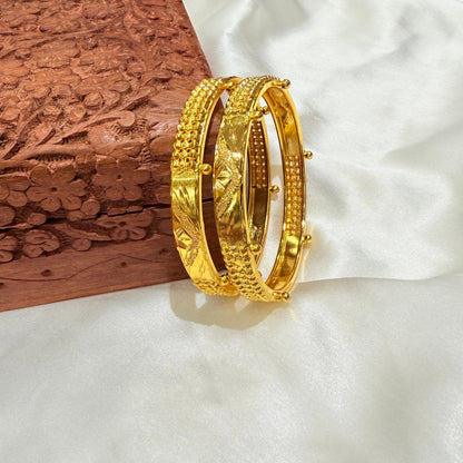 Rashi Golden Bangle GB427