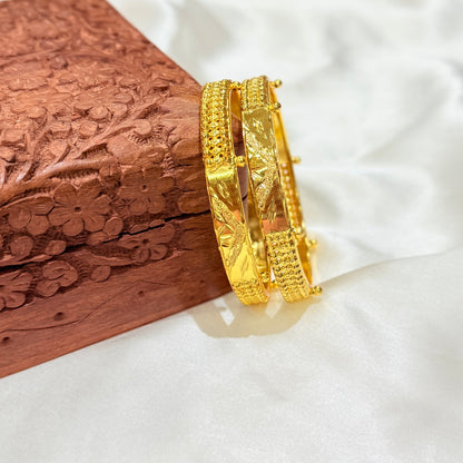 Rashi Golden Bangle GB429