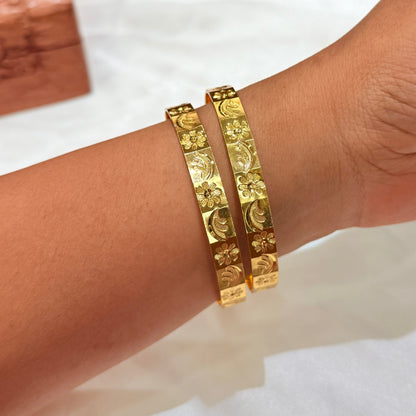 Nisha Golden Bangle GB571