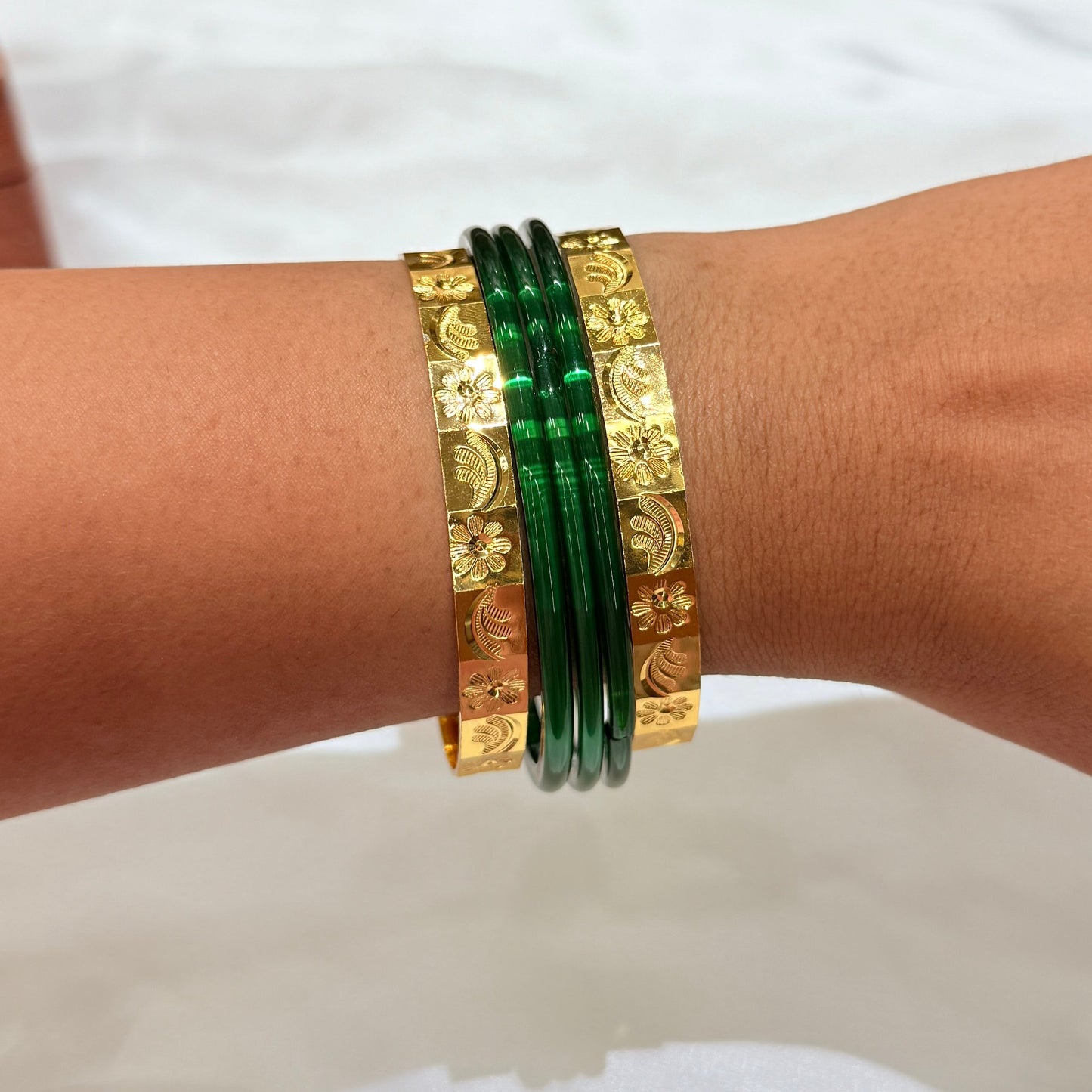 Nisha Golden Bangle GB571