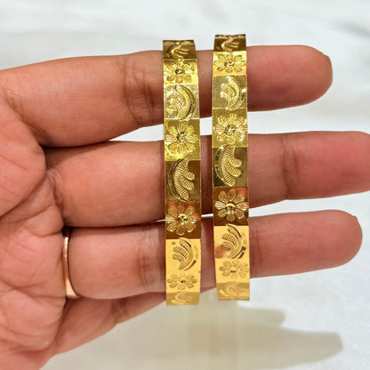 Nisha Golden Bangle GB571