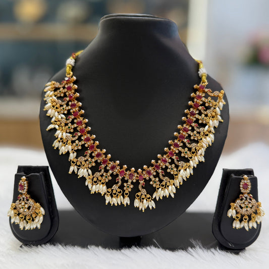 Peacock Pearl Necklace