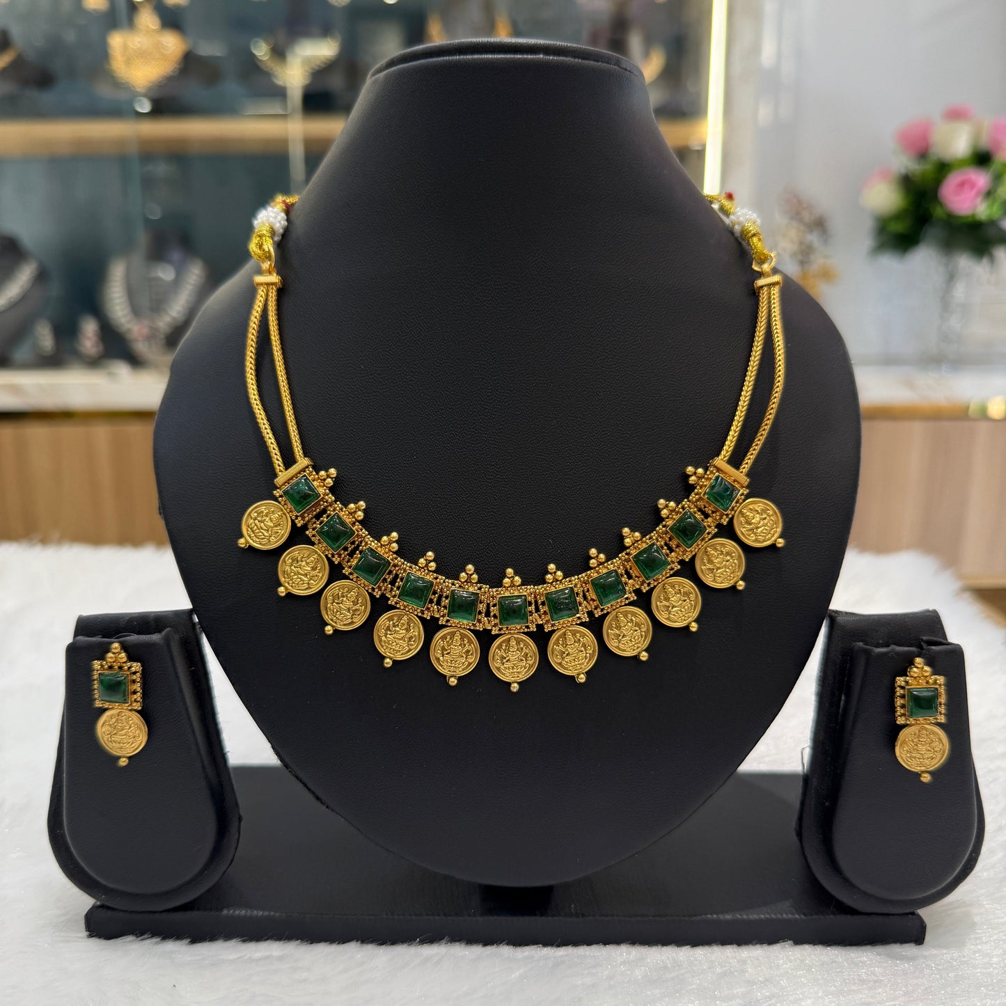 Lakshmi Coin Cluster Necklace - Green