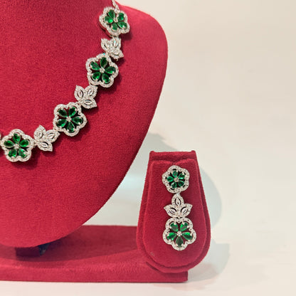 AD Velvet Shine Necklace