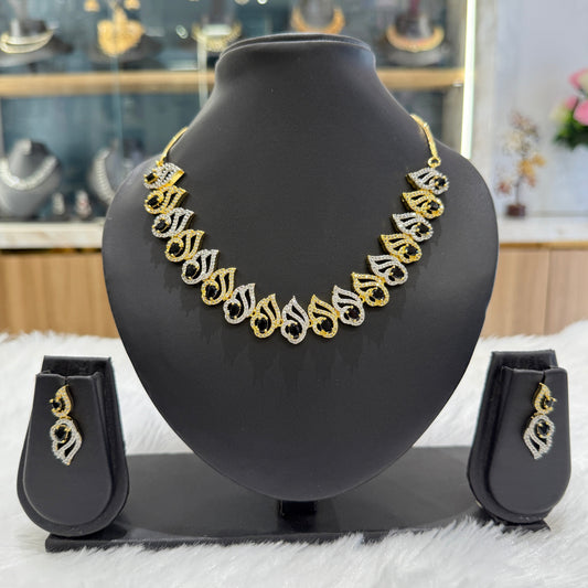 Naira AD Necklace - Black