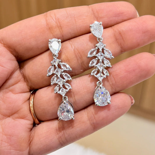 AD Frosted Leaf Earring
