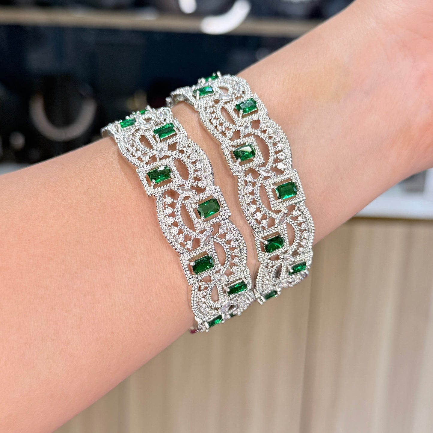 Royal Spark AD Bangle With Green Stone