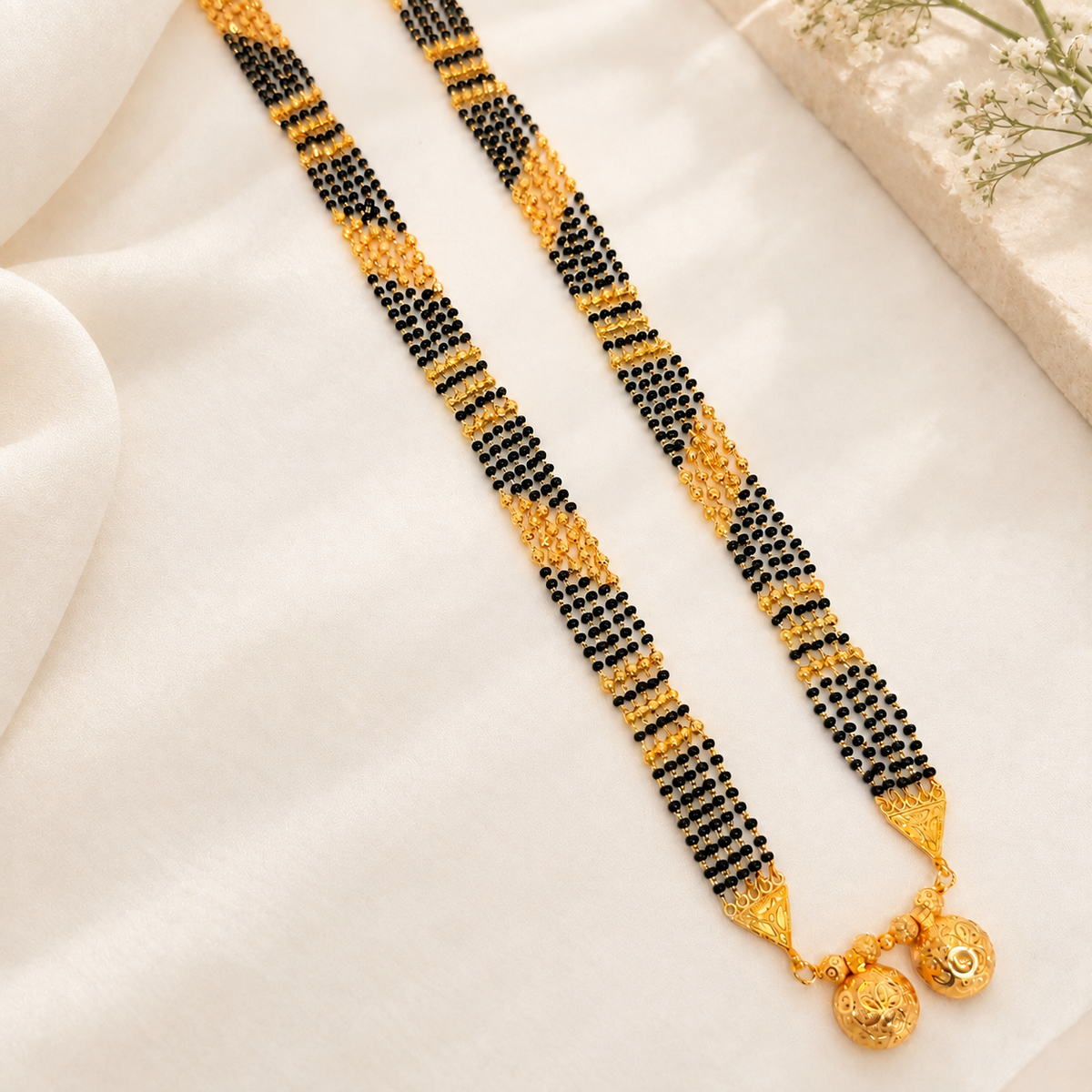 Lavanya Mangalsutra with pendant - 38 inch