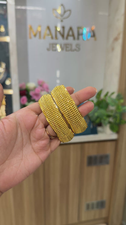Rani Golden Broad Bangle