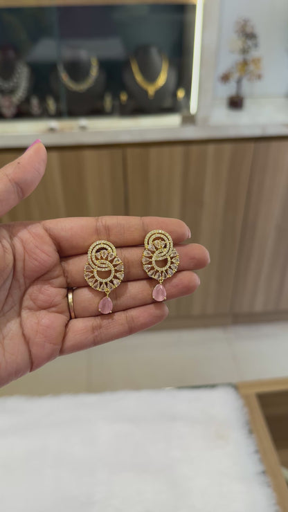 AD Golden earring with Pink Diamond