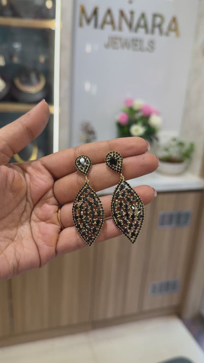 AD Midnight Leaf Black Earring